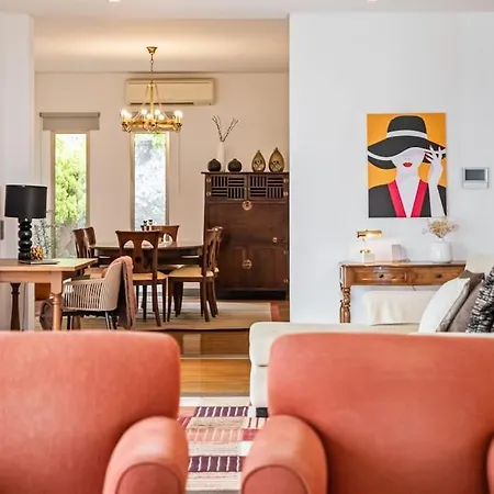 The Old Chapel House * Funchal (Madeira)