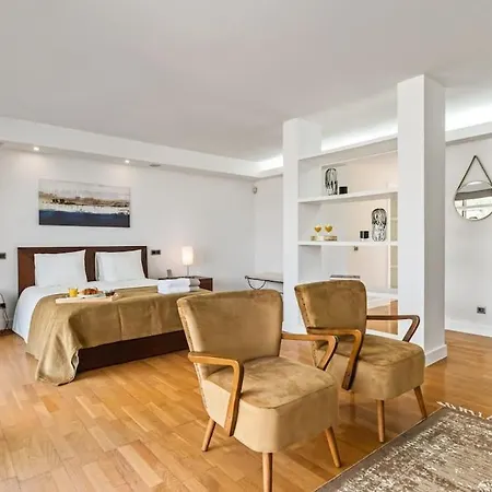 The Old Chapel House