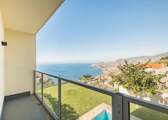 The Old Chapel House * Funchal (Madeira)