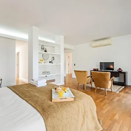 The Old Chapel House * Φουνκάλ