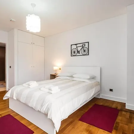 The Old Chapel House * Φουνκάλ